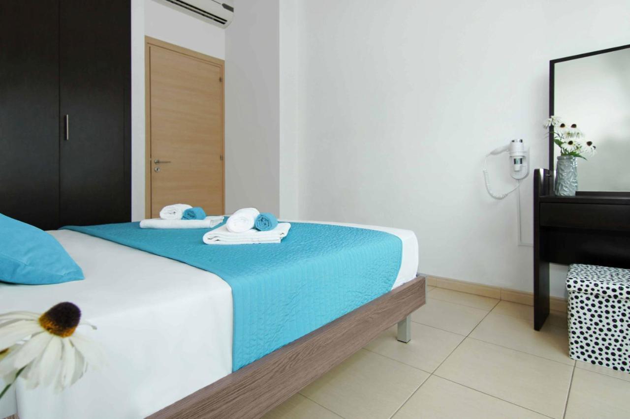 Diana - Coralli Beachfront Apartment Protaras Bagian luar foto